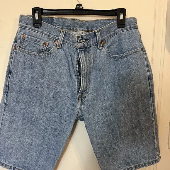 Men's Levi's 505 Blue Jean Shorts Size 33 - Picture 1 of 3